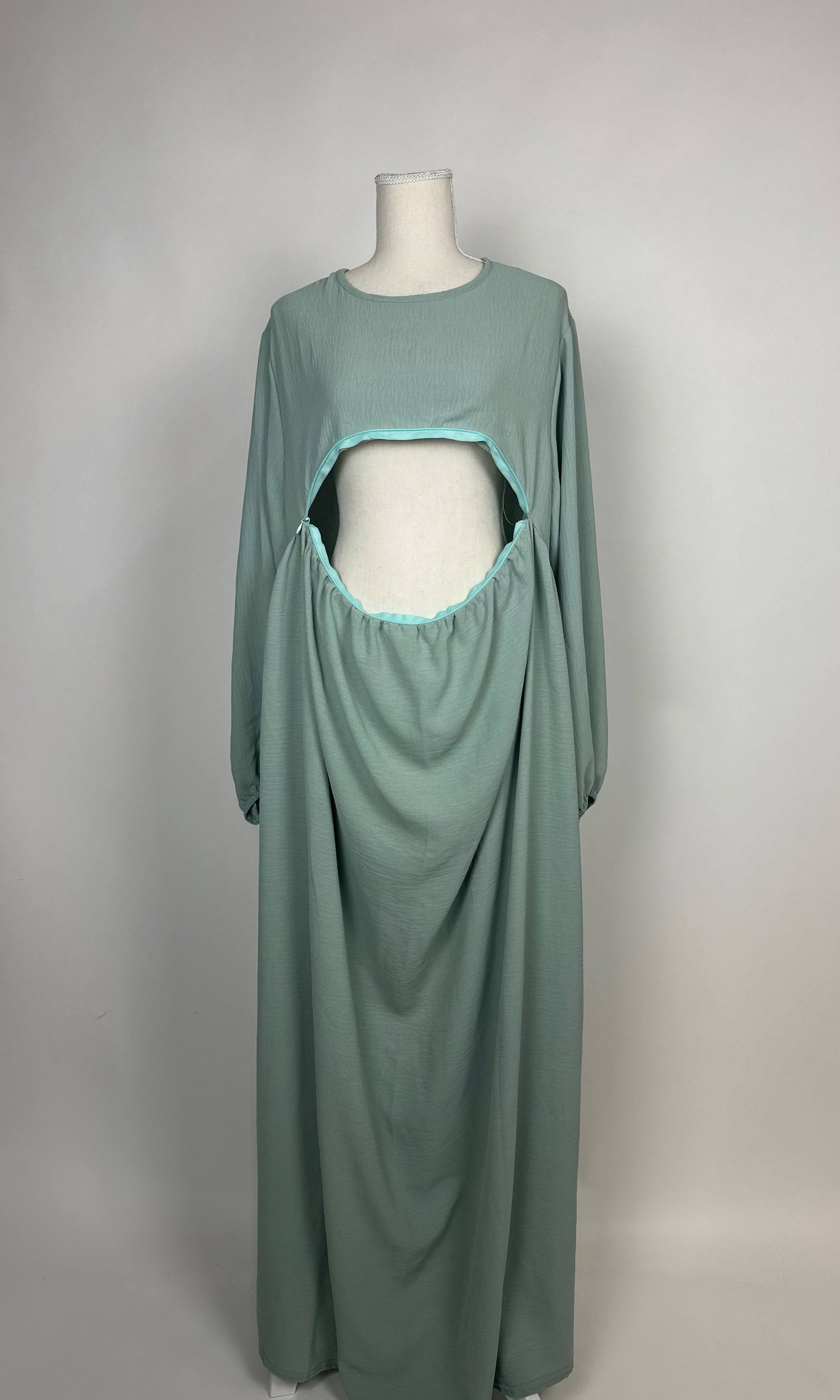 Mintgrüne Still-Abaya aus Jazzstoff mit praktischer Stillöffnung und langen Ärmeln, Vorderansicht