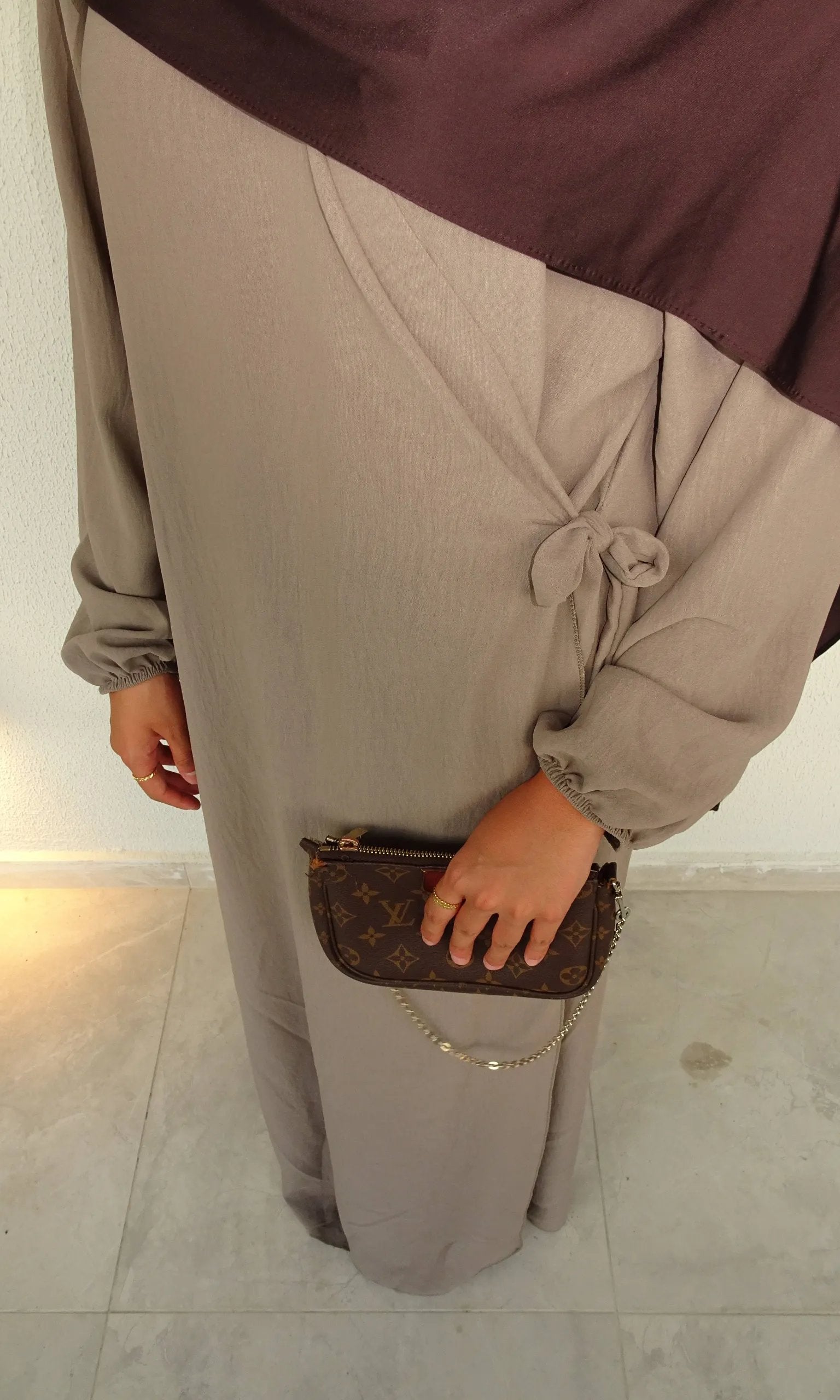 Wickelabaya Jazz Stoff Ballonärmel Länge 1,47 m Frontansicht