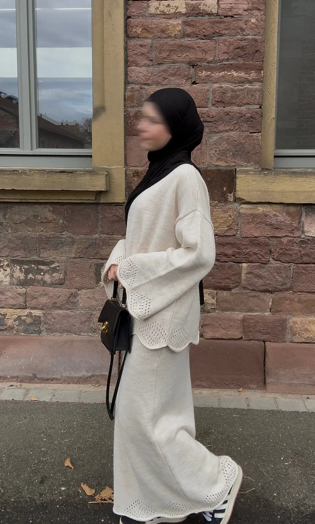 2188D00B-4208-4BDC-BFA5-D46DC98290EE