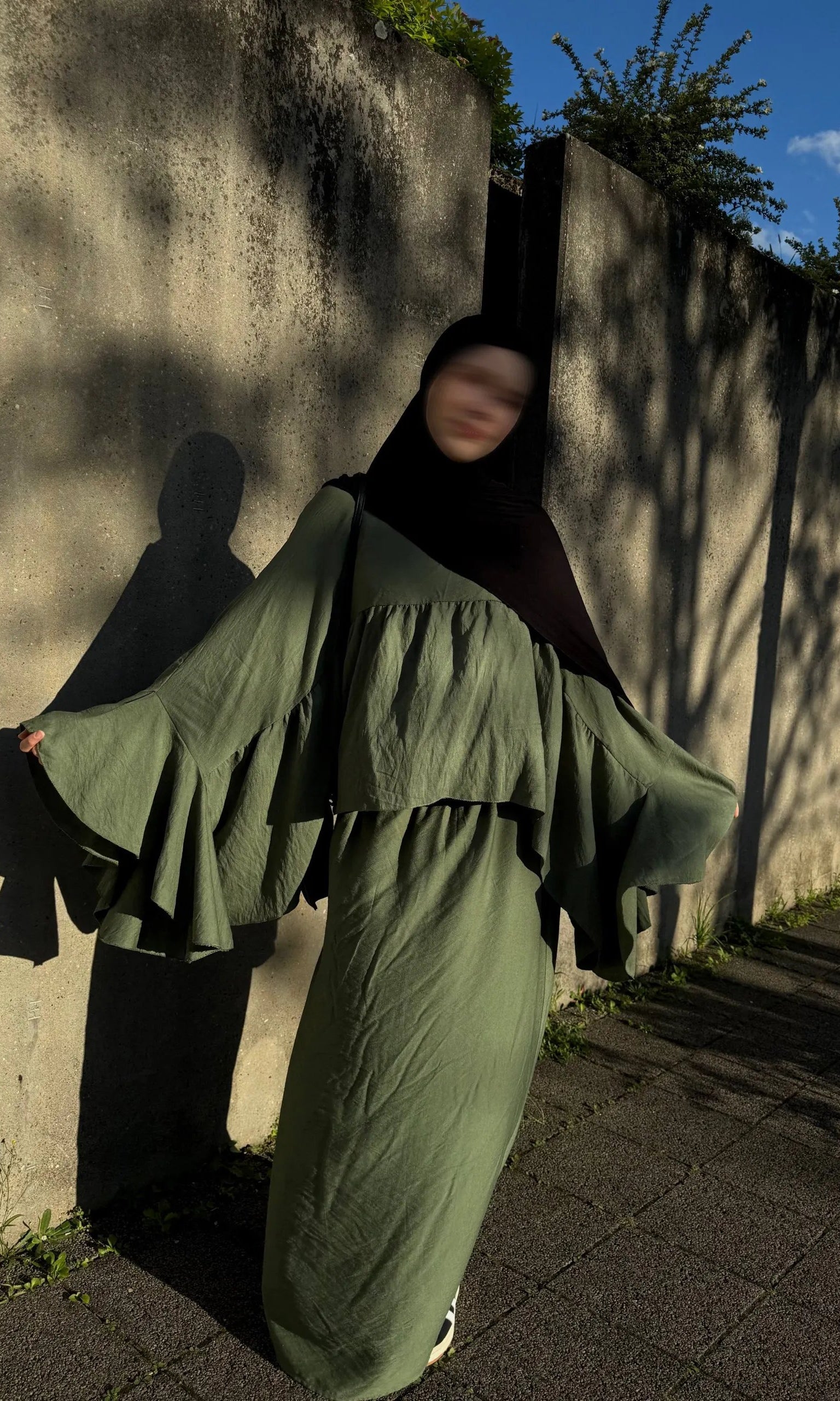 Zweiteiler Liya viskose-polyester-mischung oberteil + rock, fließender fall frontansicht