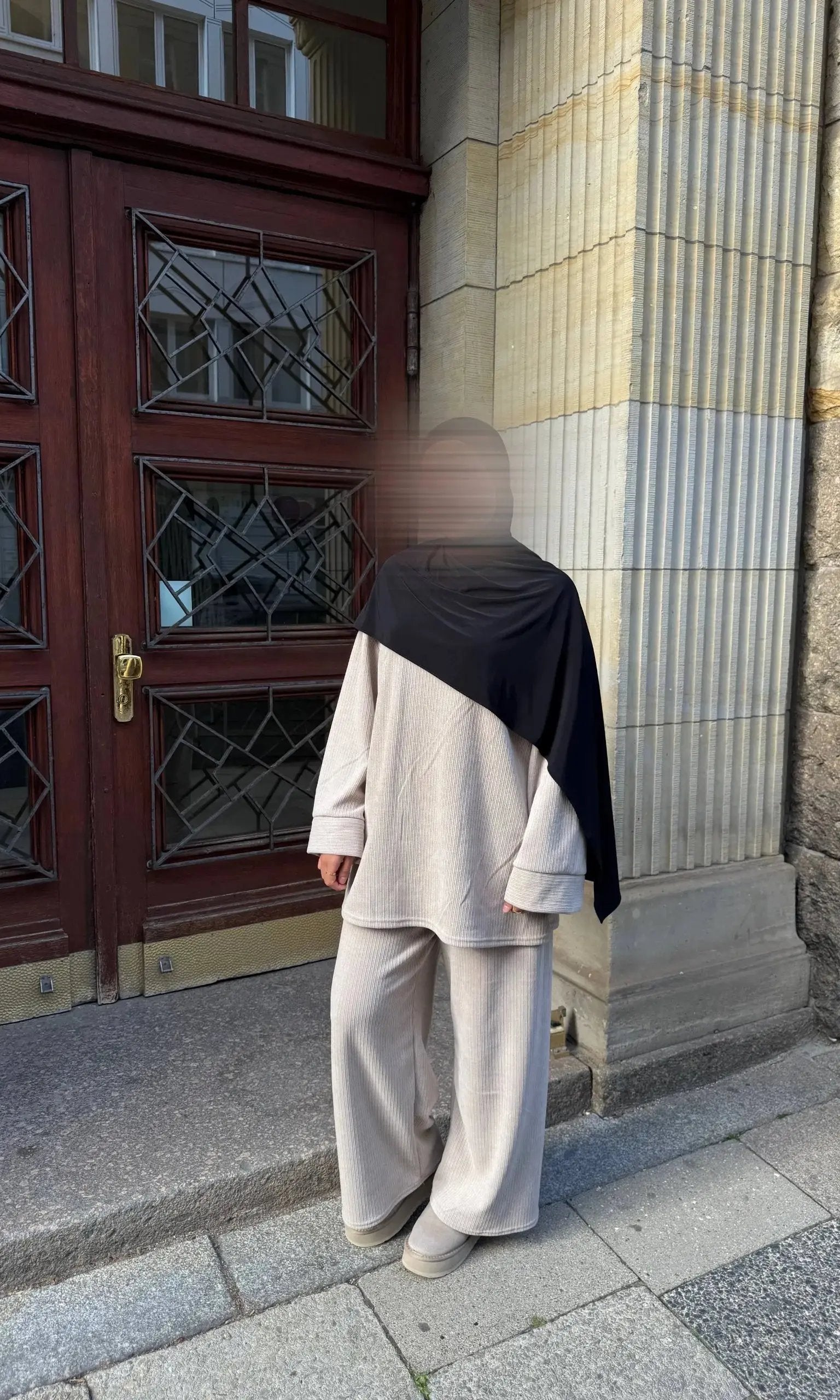 zweiteiler aus cordstoff mit langem oberteil (87 cm) und langer hose (100 cm), materialmix mit stretch, herbst/winter