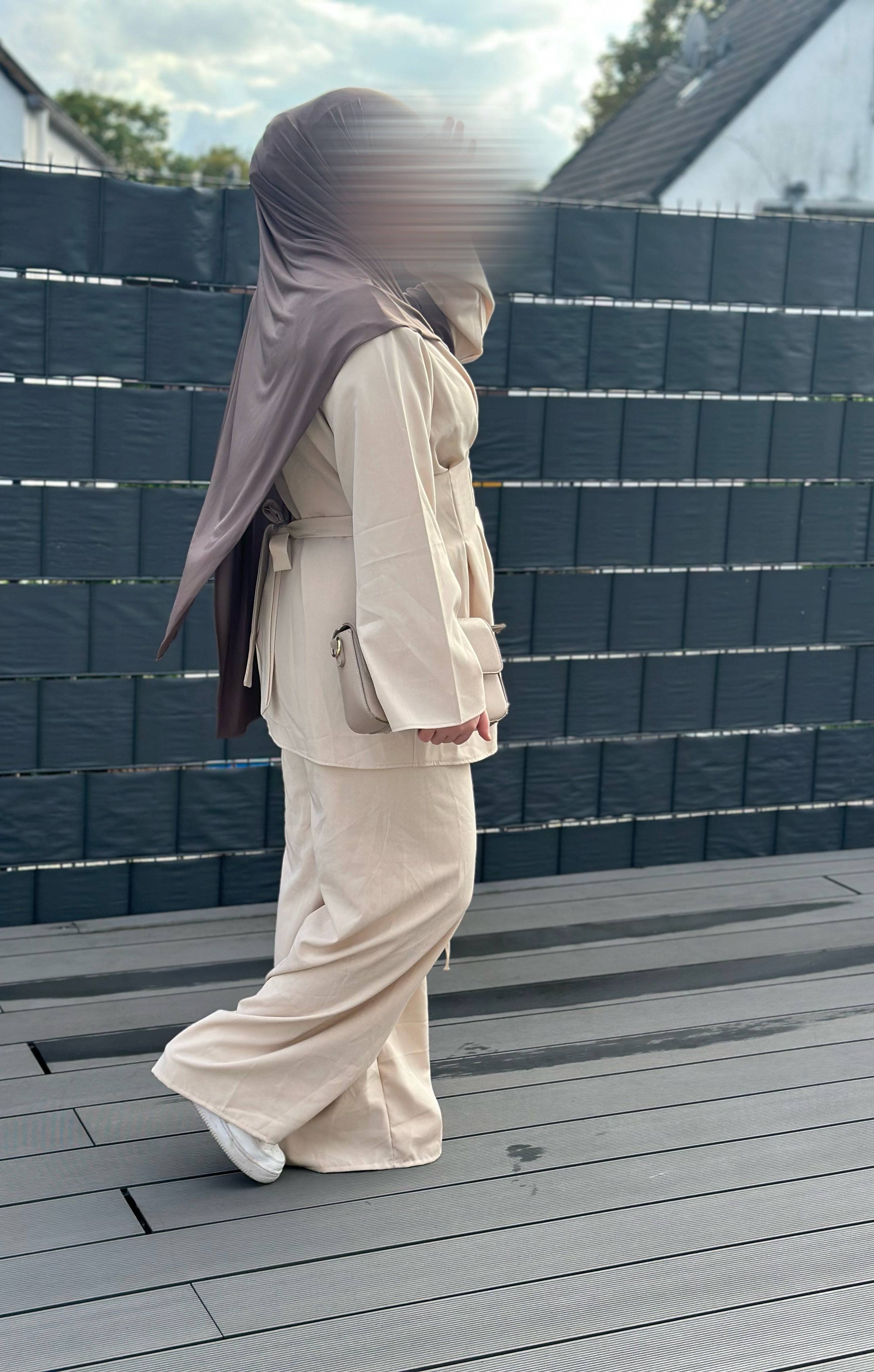 zweiteiler mit hose, polyester-elastan, schnürung vorne und am rücken, herbstgeeignet, einheitsgröße 32-40, frontansicht