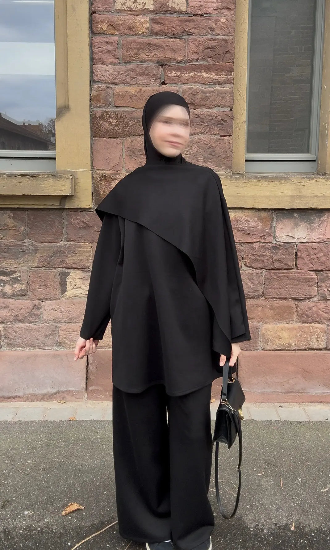 5959B896-DF10-4745-BEEA-76AE0852F189