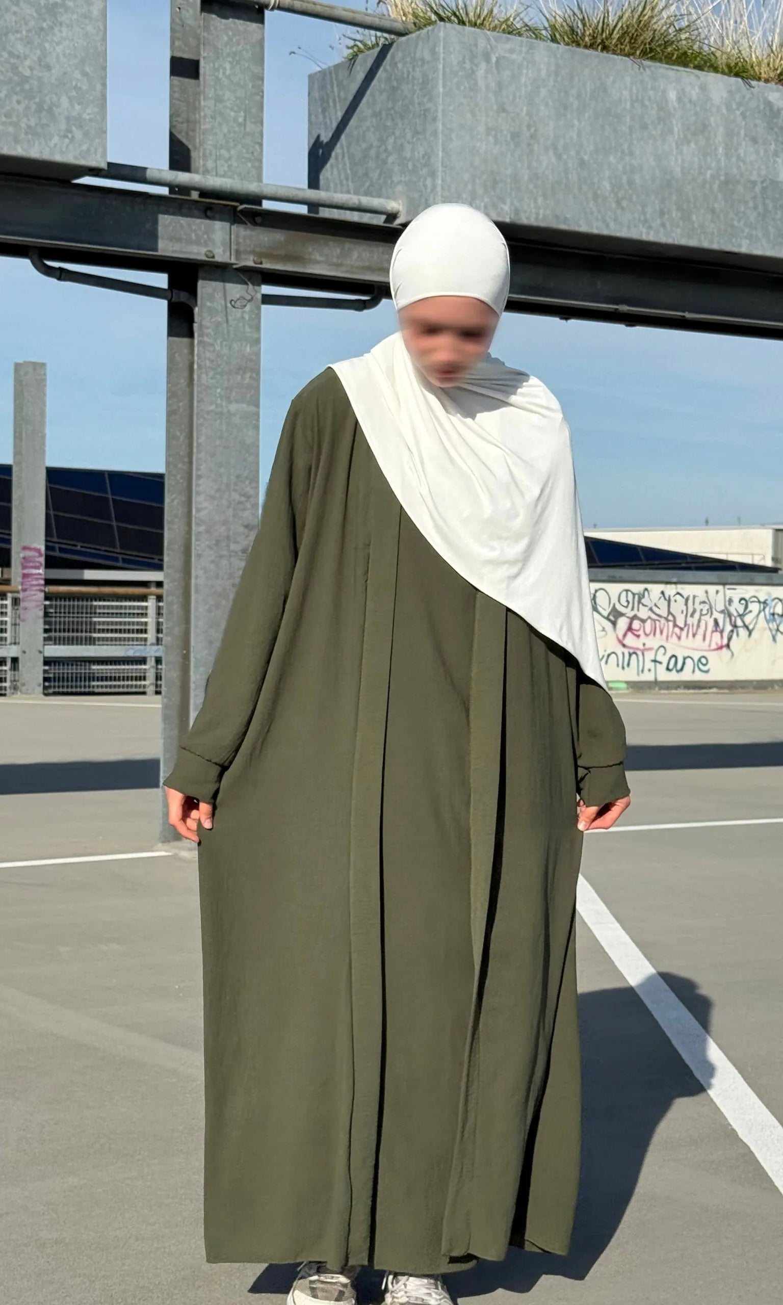 5B039418-2255-4772-92DD-981A82DF3E75