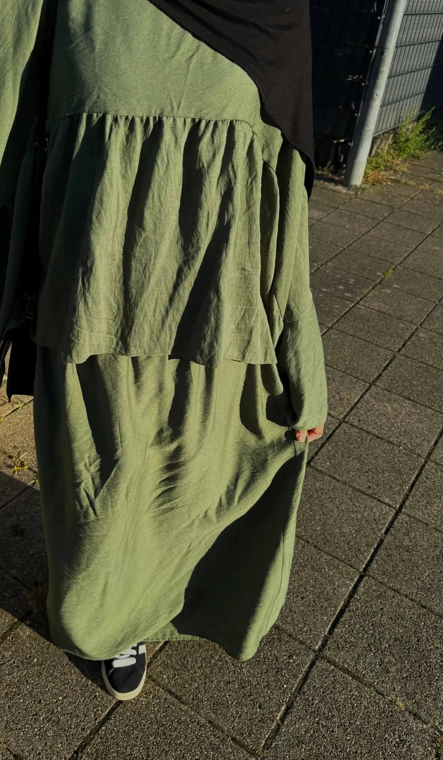 zweiteiler viskose/polyester flexibles einheitsgröße 34–46 fließender oberteil-schnitt, rock 100 cm, frontansicht