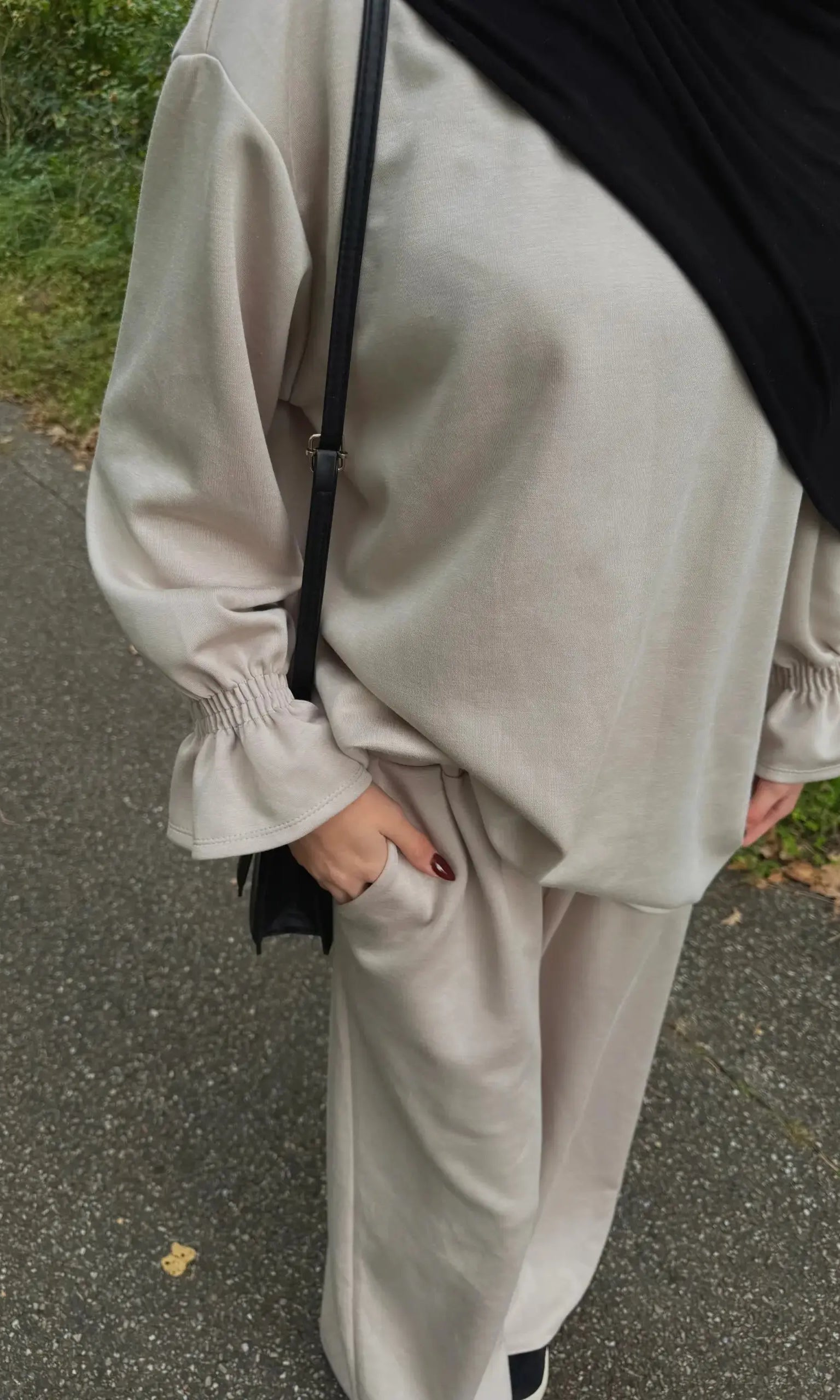 5E57CDE6-3C43-415C-A70B-B6F1CB1B407A