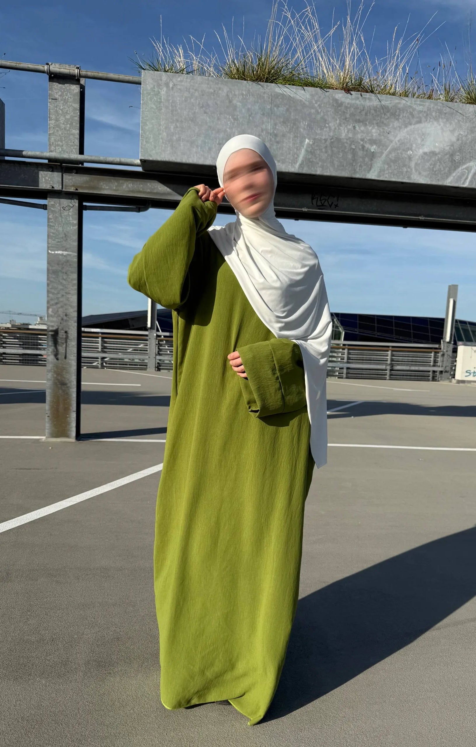 abaya aus jazz, bodenlang, lange ärmel, fließender fall, schlichtes design