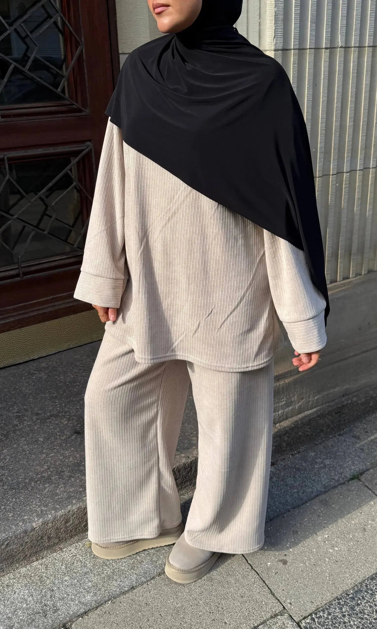 zweiteiler aus cord mit langem oberteil (87 cm) und hose (100 cm), herbst/winter