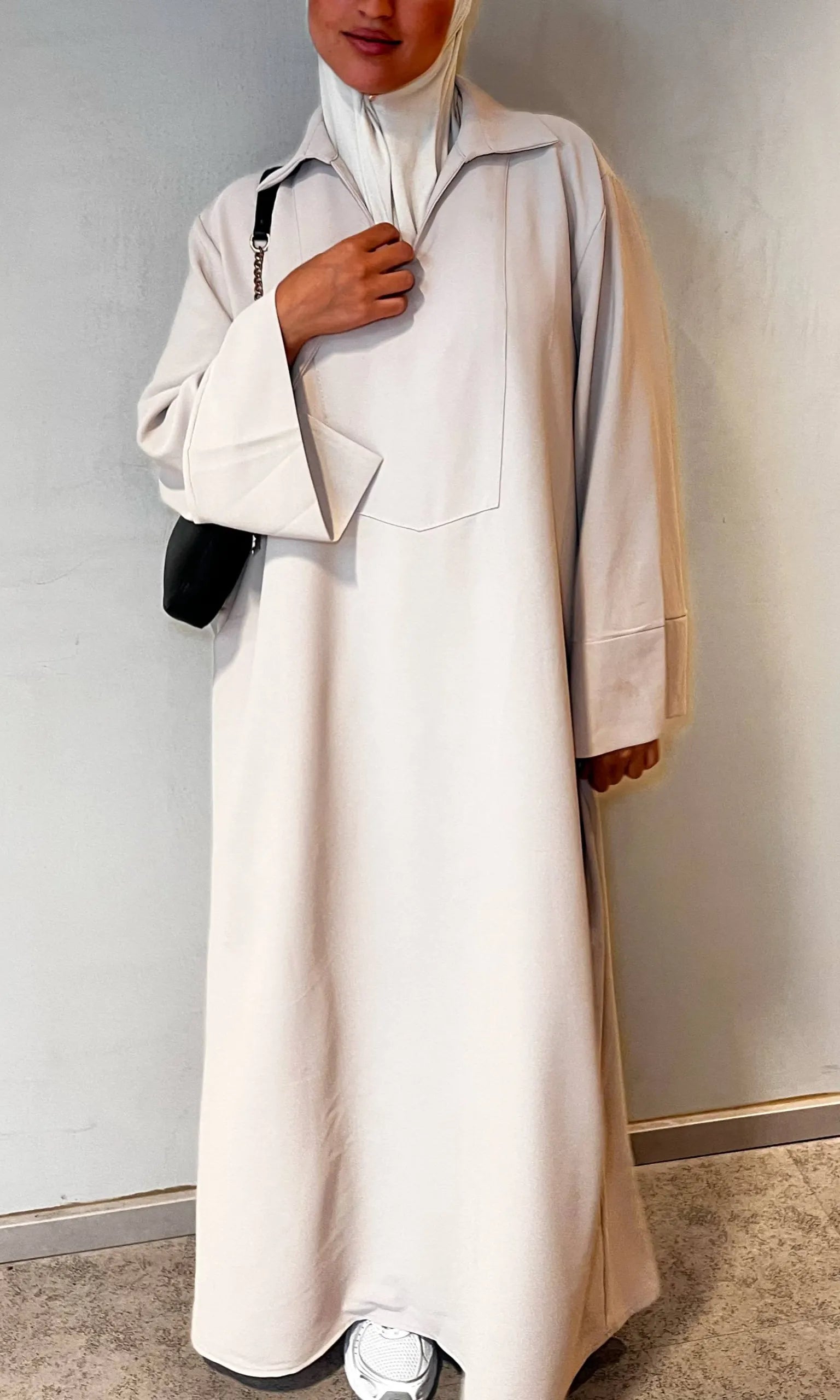 abaya aus polyester-elastan, ca. 1,43 m lang
