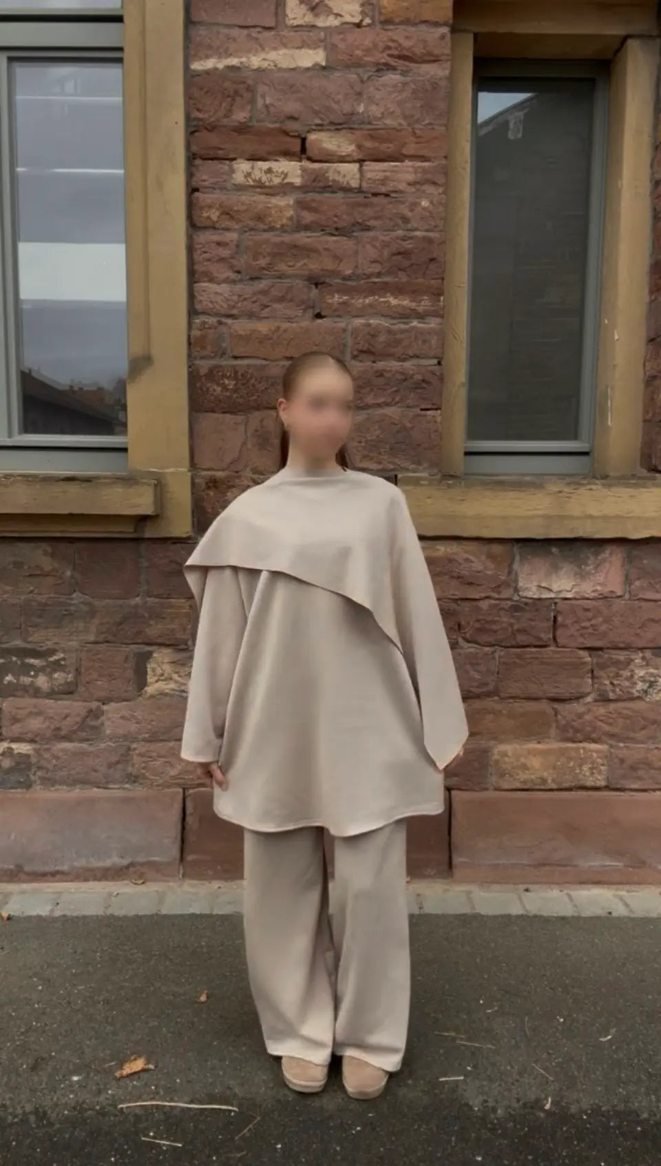 B8738C39-2F84-42F7-BFD3-CD8278CDD178