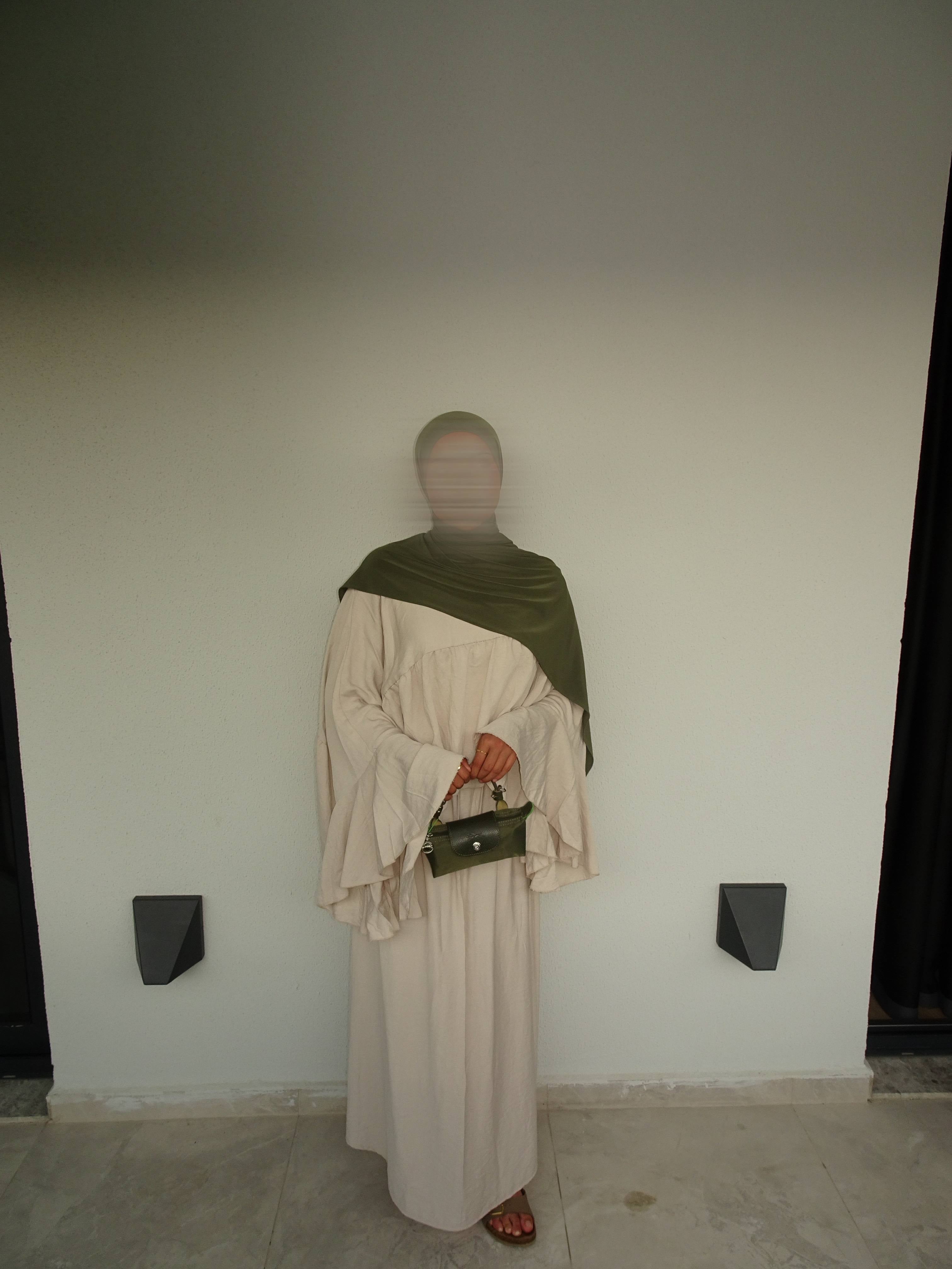 zweiteiler Liya in viskose/polyester, fließender fall, oberteil ca. 60 cm, rock ca. 100 cm, einheitsgröße 34–46, frontansicht