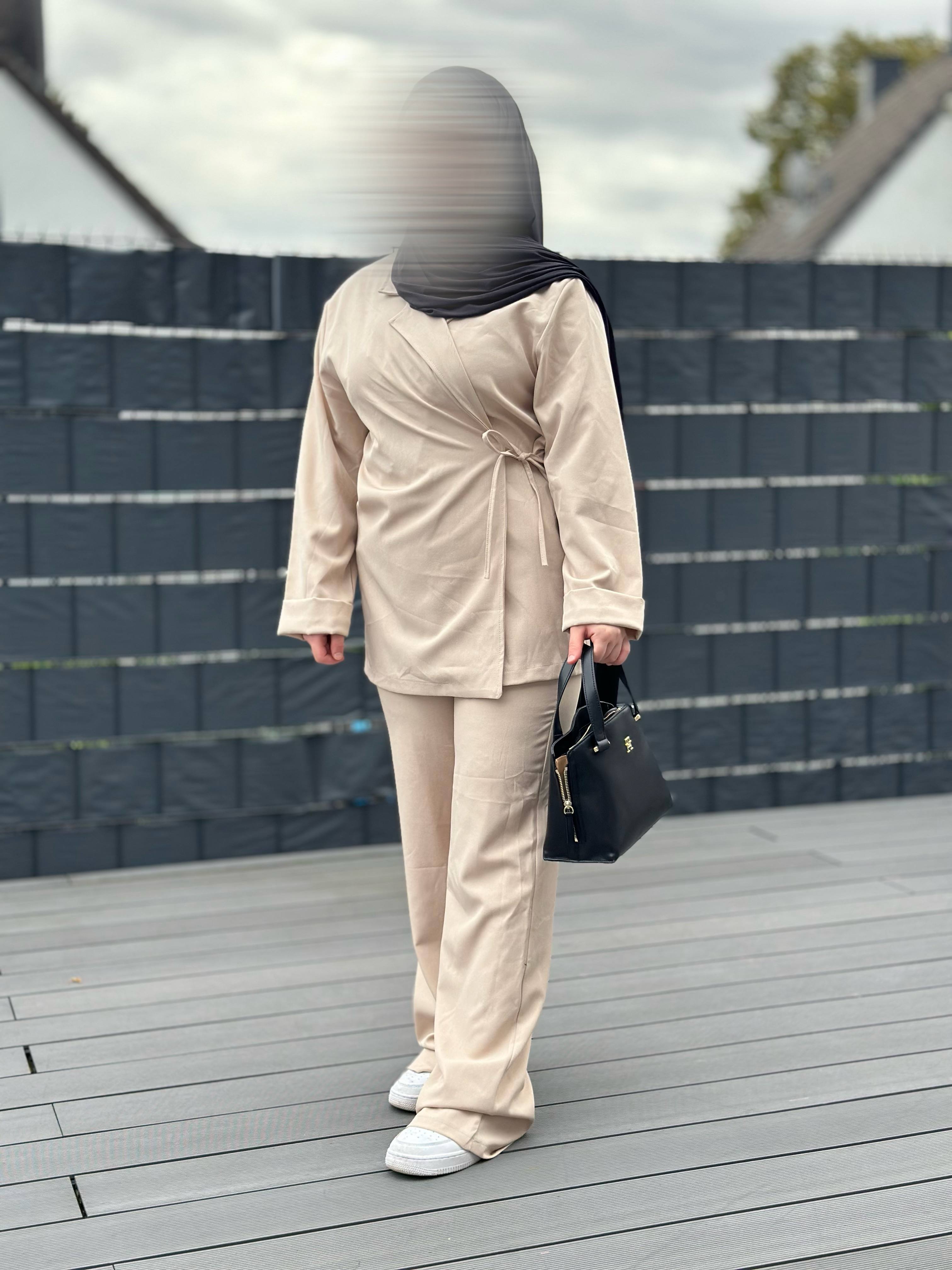 zweiteiler blazer und hose polyester-viskose einheitsgröße 32-42 frontansicht