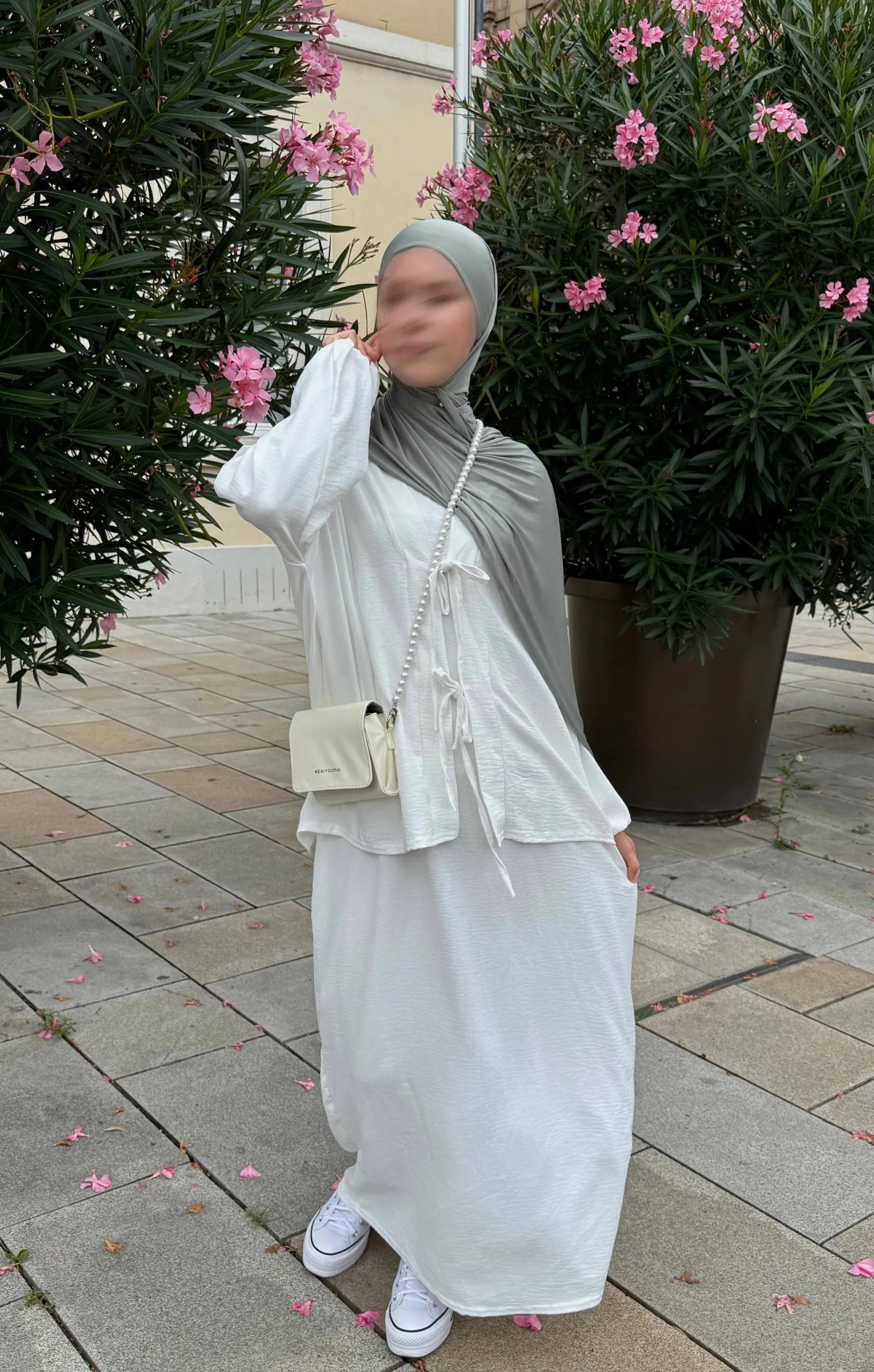 Schleifenset mit Unterkleid 95% Jazz, 5% Elastan zweiteilig, Einheitsgröße 36–46 Frontansicht