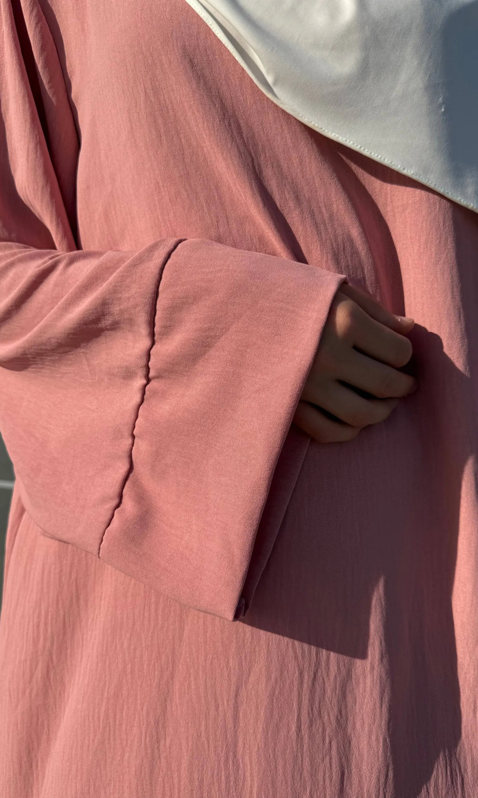 lange abaya aus luftigem jazzstoff, langärmlig, gesamtansicht