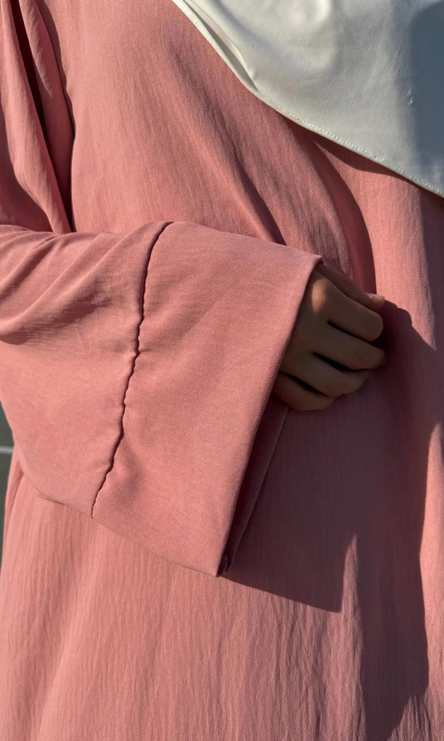 lange abaya aus luftigem jazzstoff, langärmlig, gesamtansicht