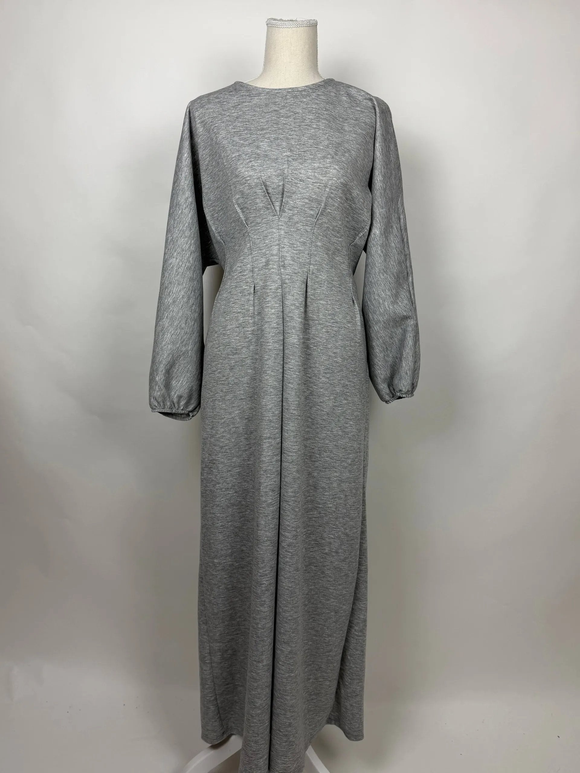 sweatkleid aus polyester-viskose-elastan in maxi-länge ca. 1,40 m