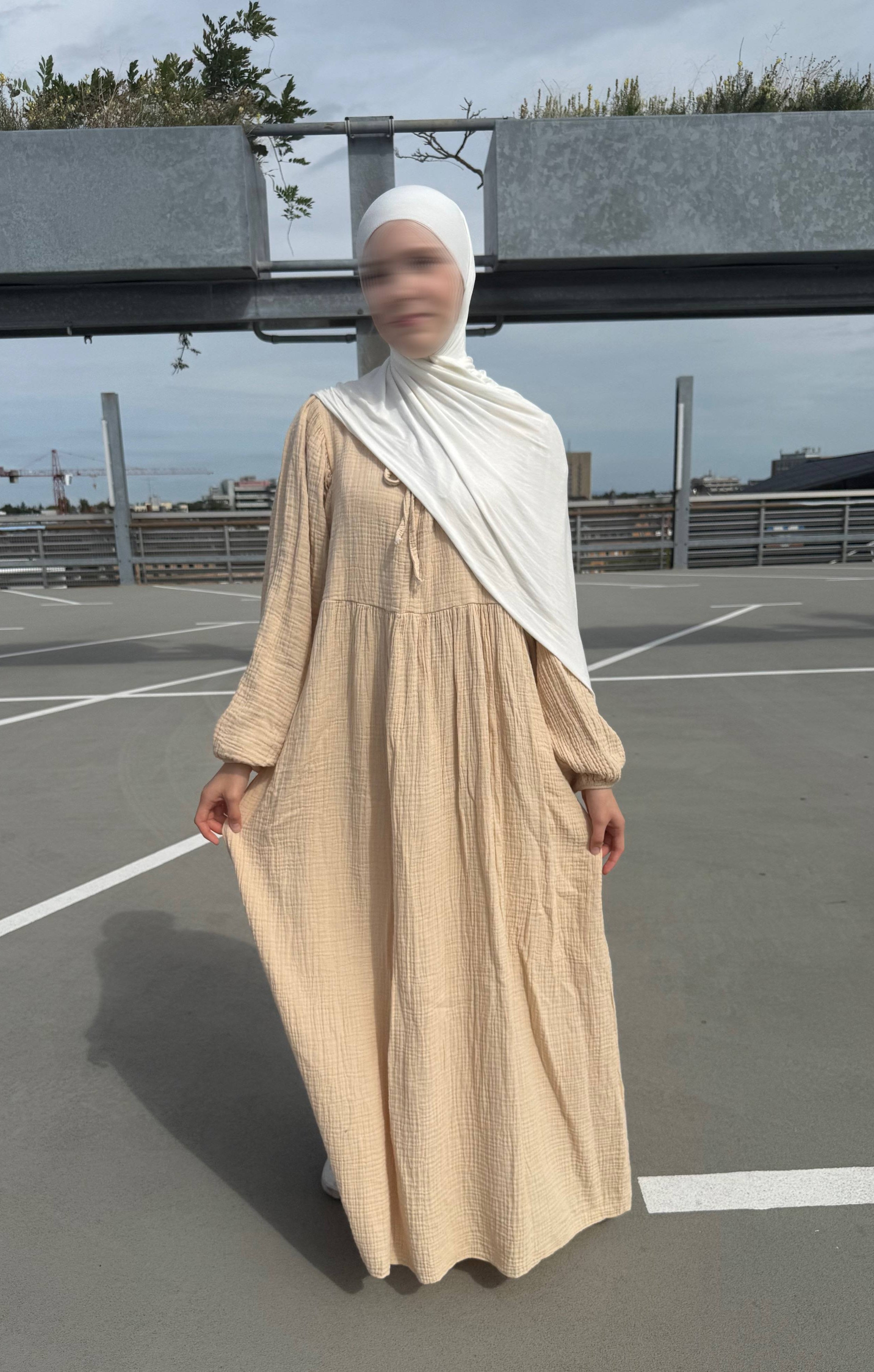 maxikleid aus 100% baumwolle (musselin) mit crinkle-struktur, 1,45 m lang, lockerer schnitt