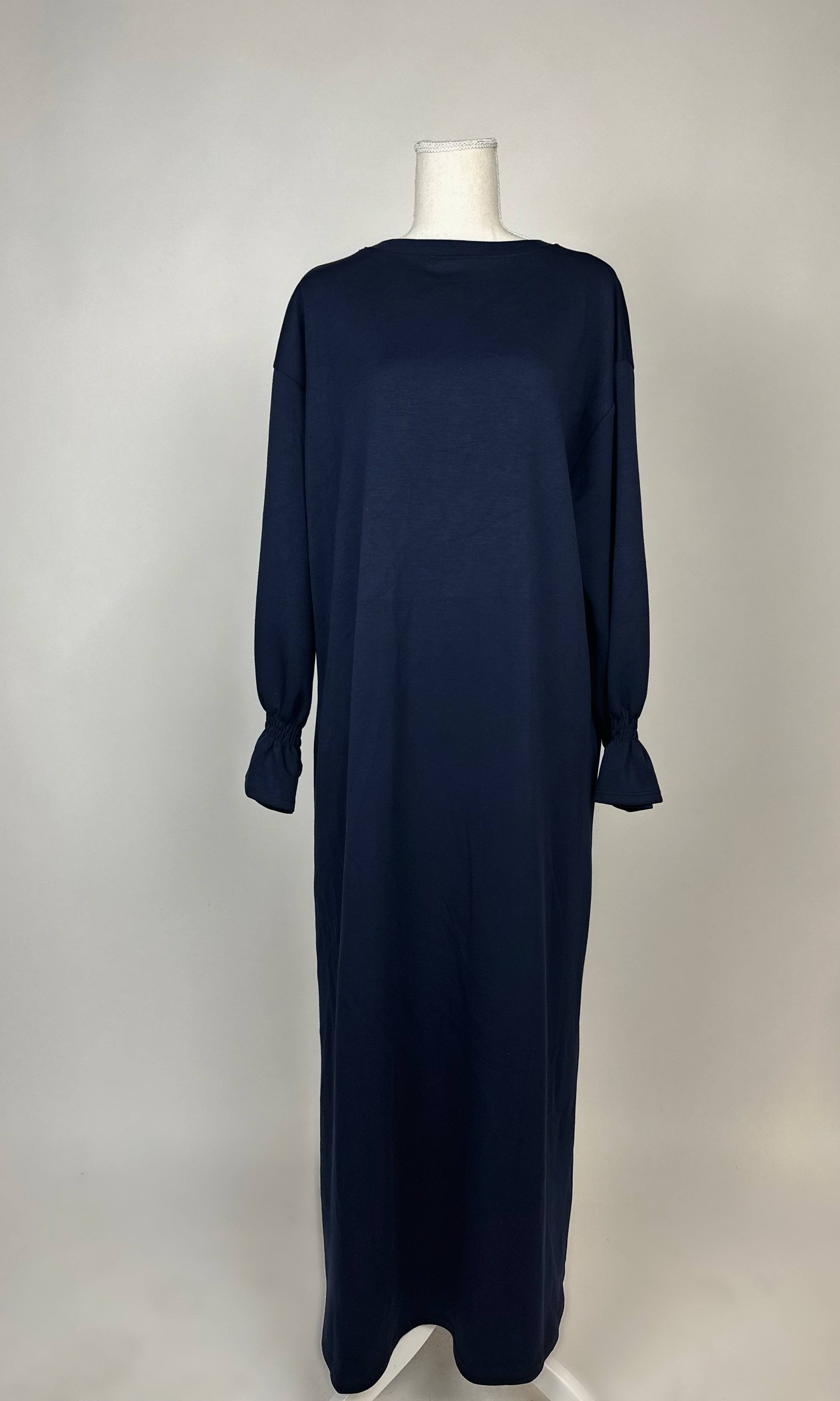 lange abaya mit rüschen aus poly-viskose-mix mit elastan, integrierte taschen, frontansicht