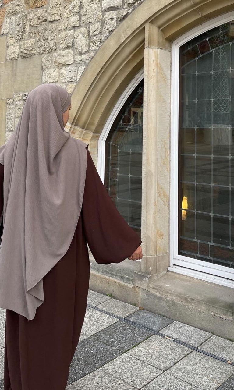 braune abaya aus jazz-stoff mit ballonärmeln, rückansicht