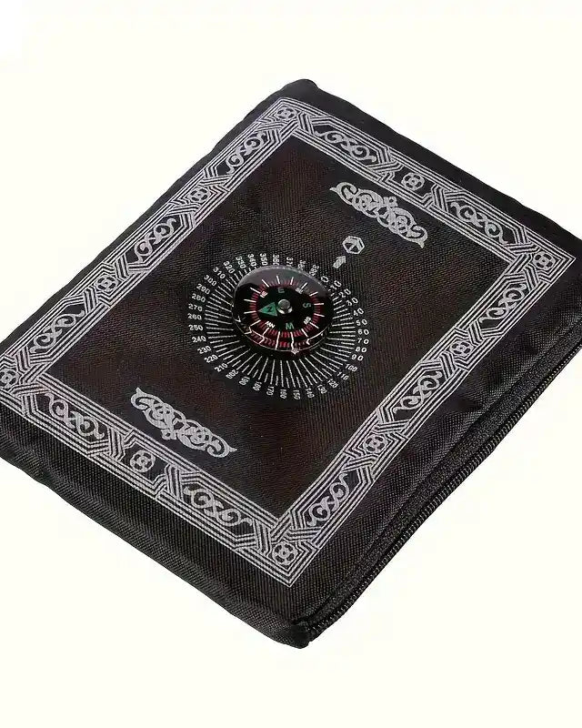 Schwarzer Reise-Gebetsteppich aus Nylon mit integriertem Kompass und Reißverschluss, Draufsicht