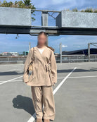 cord-zweiteiler mit langem oberteil und passender hose, frontansicht