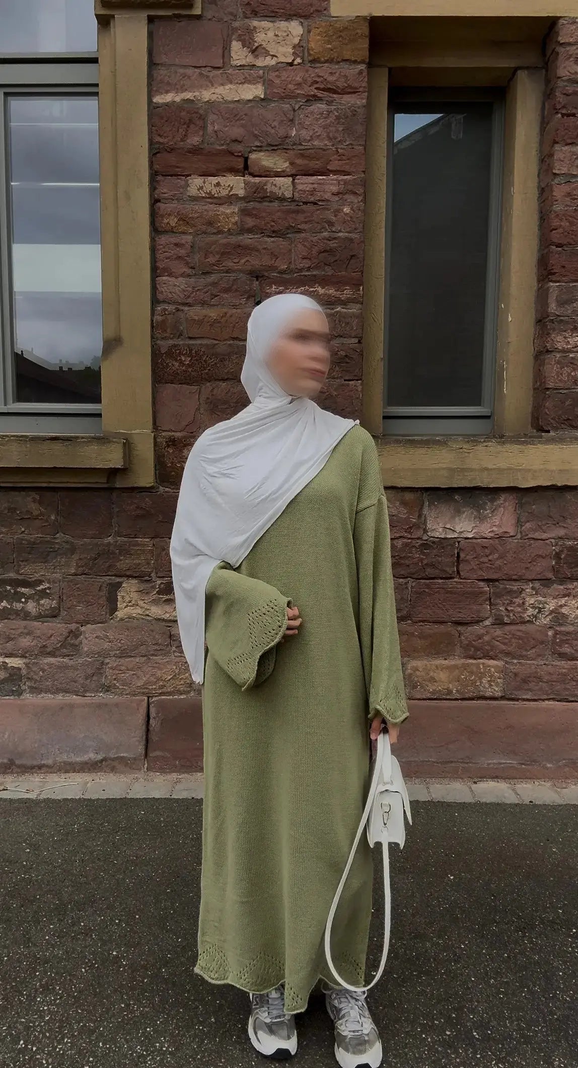 2395F888-0208-4E40-8456-E81BFC817F31