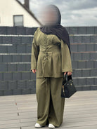 Zweiteiler mit Hose aus polyester-elastan, Schnürungen vorne und am Rücken, Einheitsgröße 32-40 Frontansicht