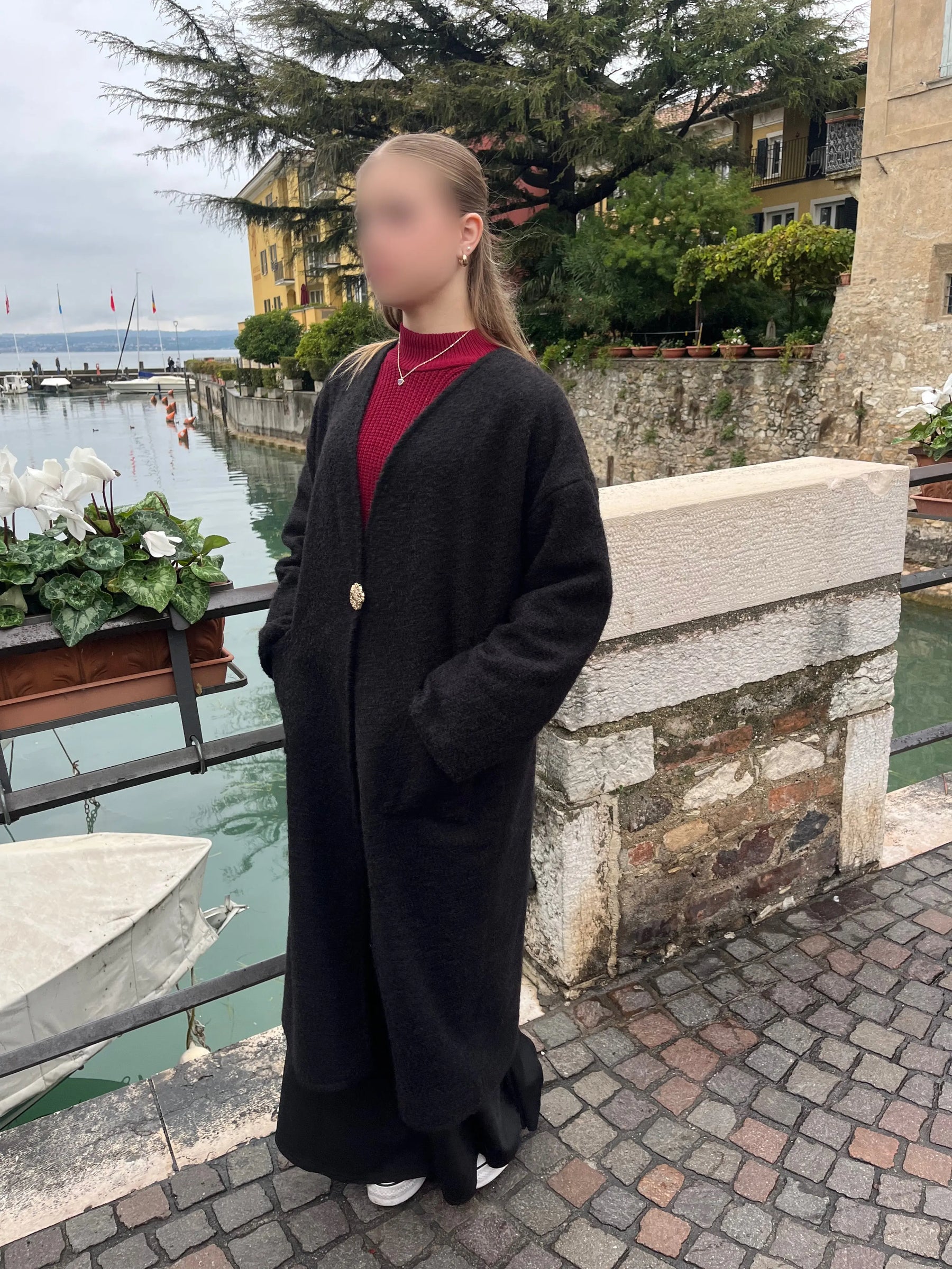 Mina Mantel Abaya Store