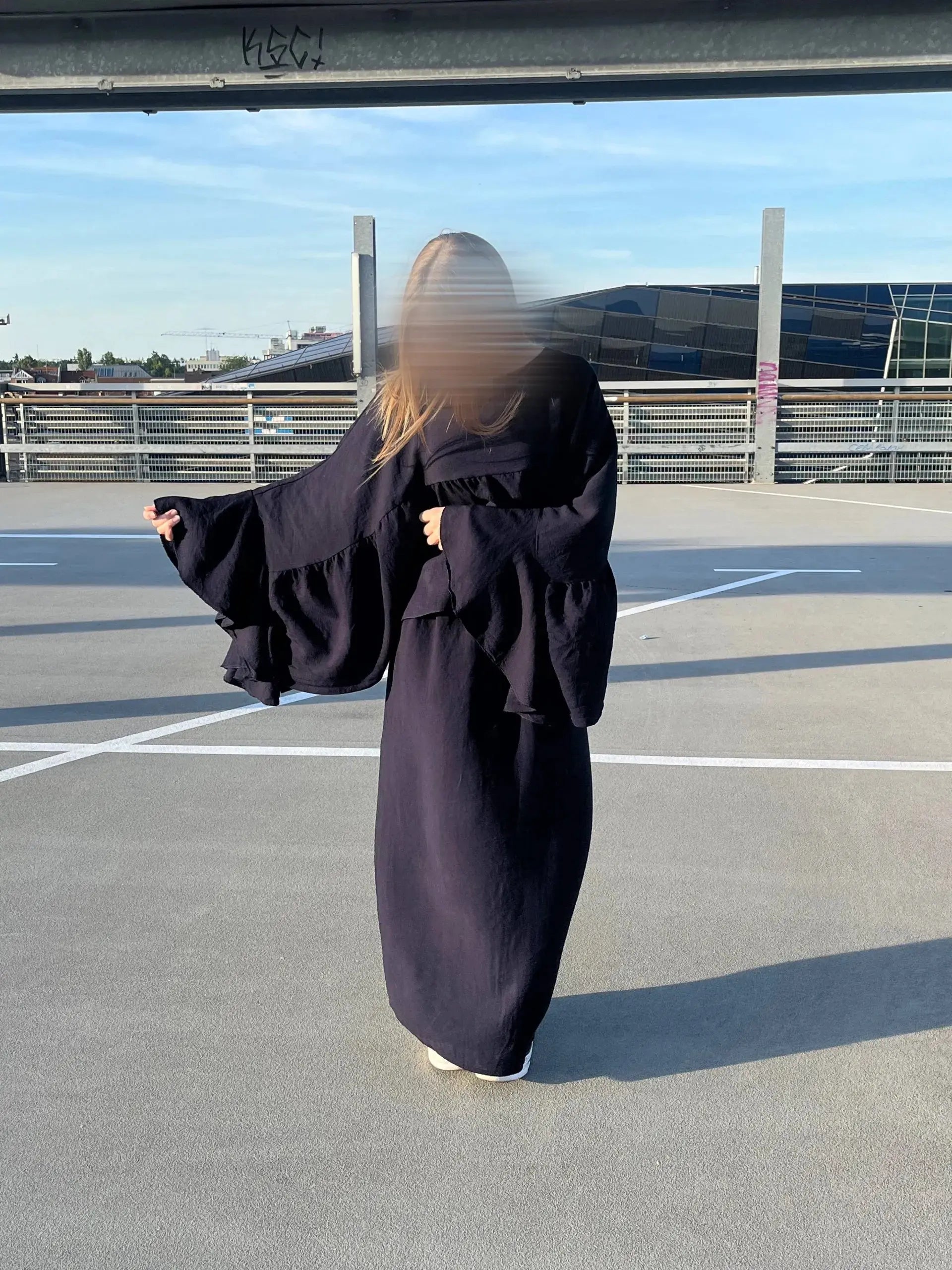 zweiteiler aus oberteil und langem rock, viskose-polyester-mix, fließender fall, frontansicht