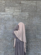 Rosébeiger einlagiger Khimar aus Jazz fällt lang und fließend, Seitenansicht