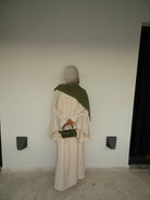 Zweiteiler Liya aus Viskose-Polyester, fließender fall; Oberteil ca. 60 cm, Rock ca. 100 cm, Frontansicht, Größe 34–46