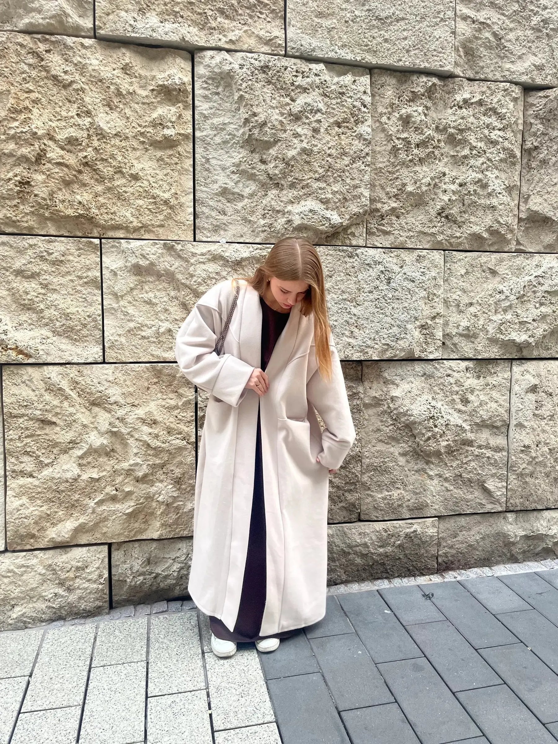 Nora Mantel Abaya Store