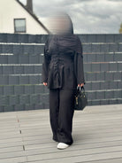 zweiteiler mit hose, polyester-elastan, schnürungen vorne und am rücken, frontansicht, einheitsgröße 32-40, herbstgeeignet