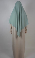 einlagiger khimar mintgrün mit spitz zulaufendem saum, rückenansicht