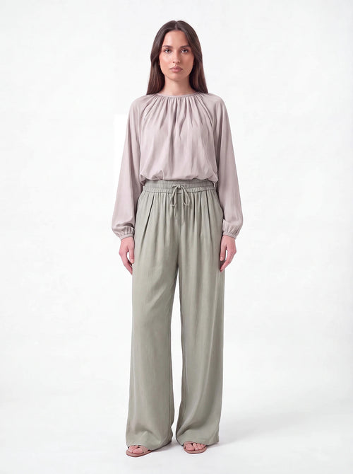 Suzy Hose