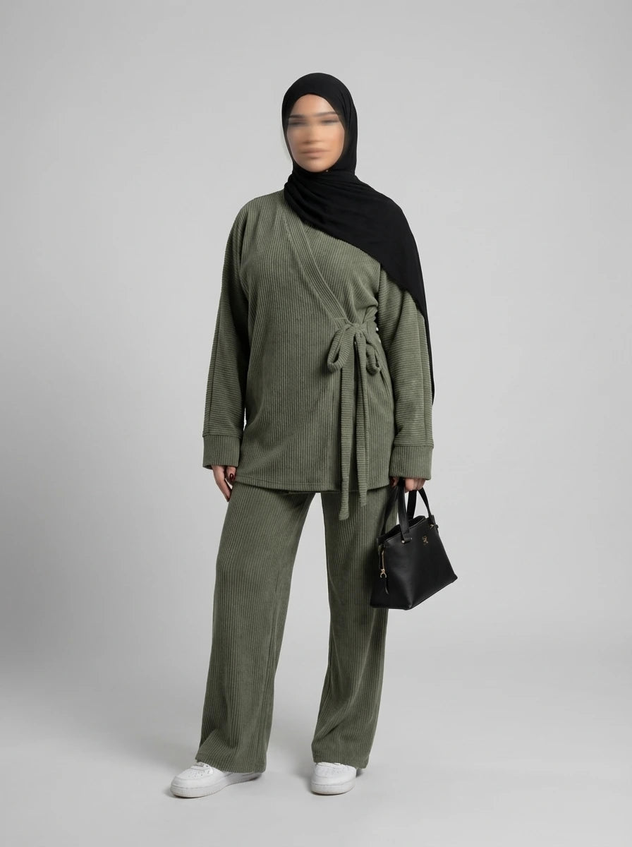 Zweiteiler cordstoff oberteil länge 87 cm, hose länge 100 cm front