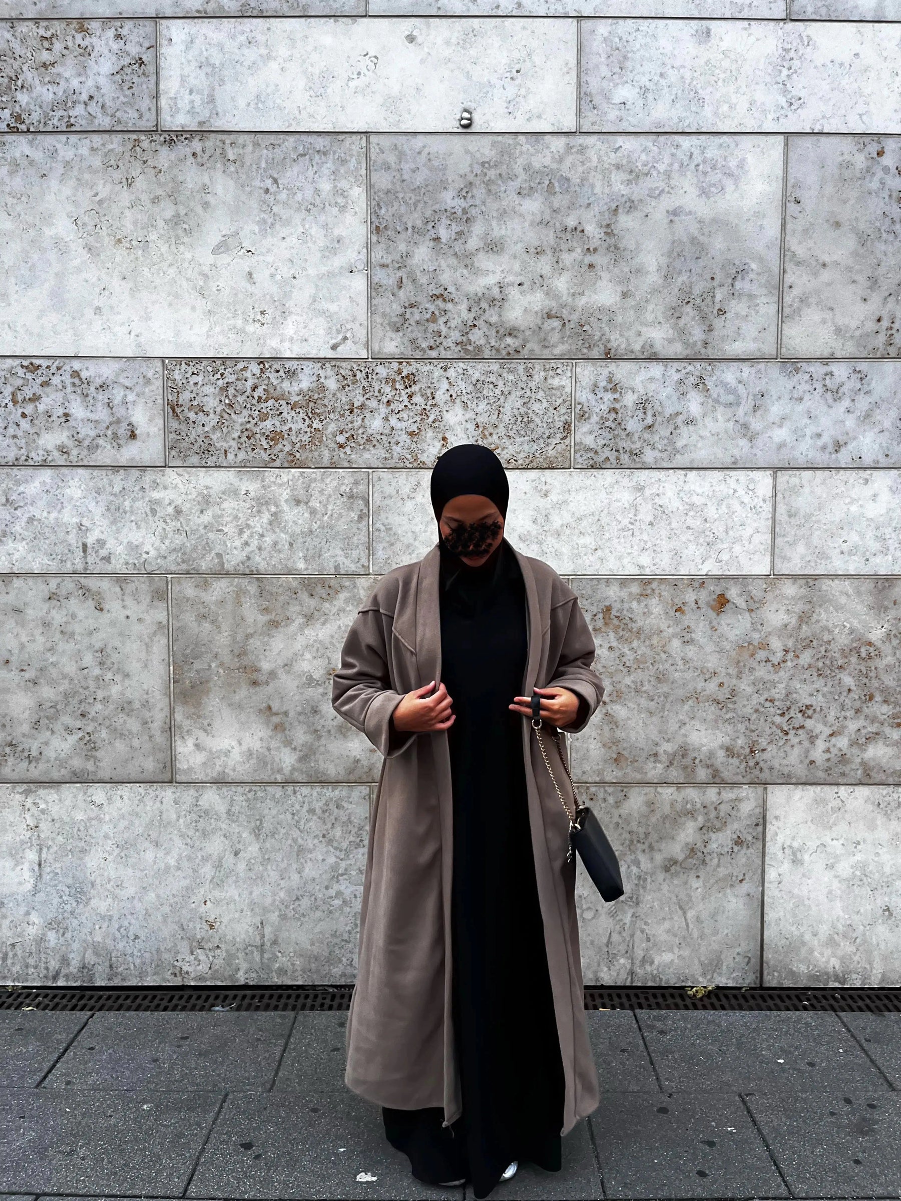 Nora Mantel Abaya Store