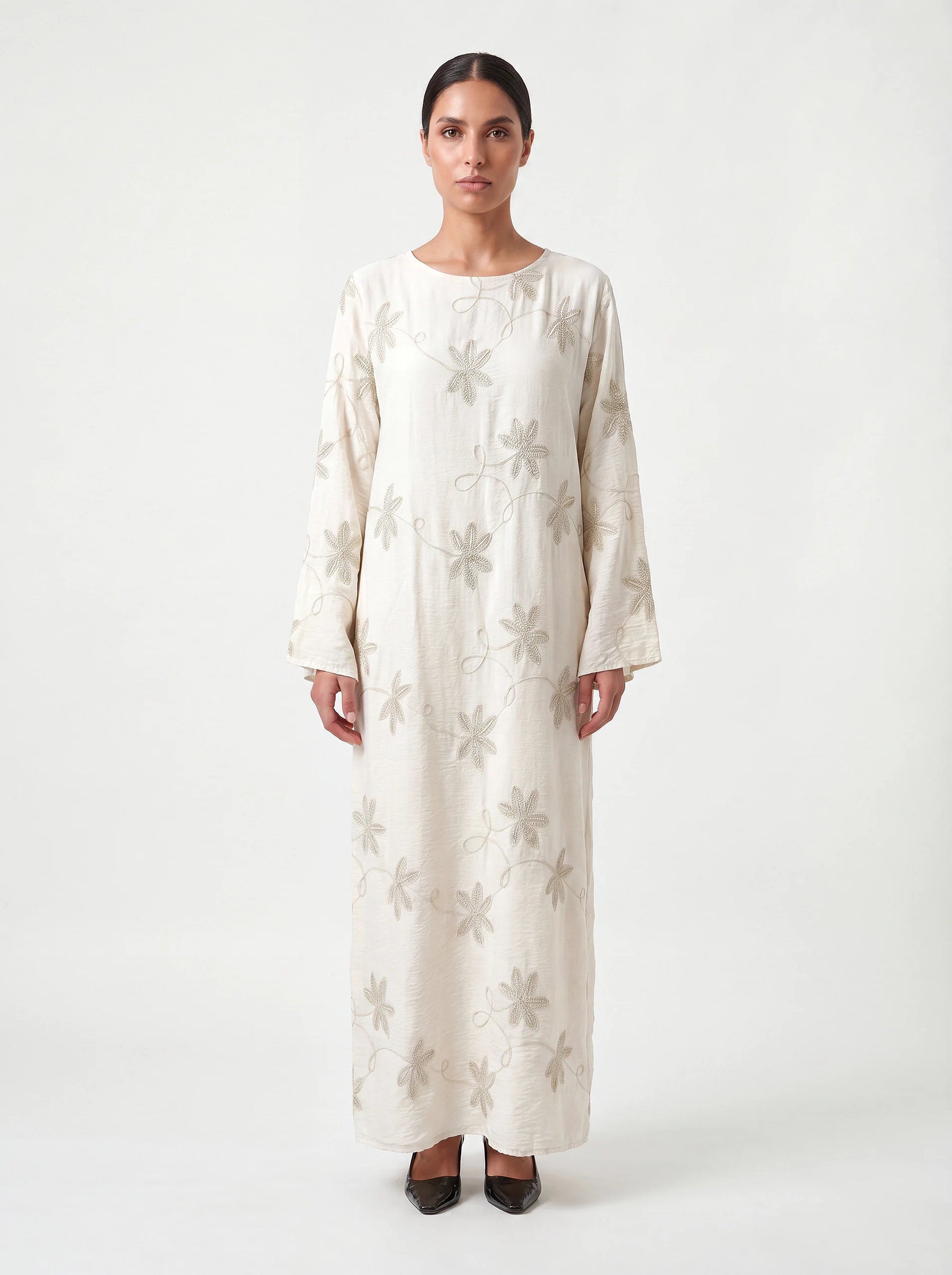 Besticktes Kleid